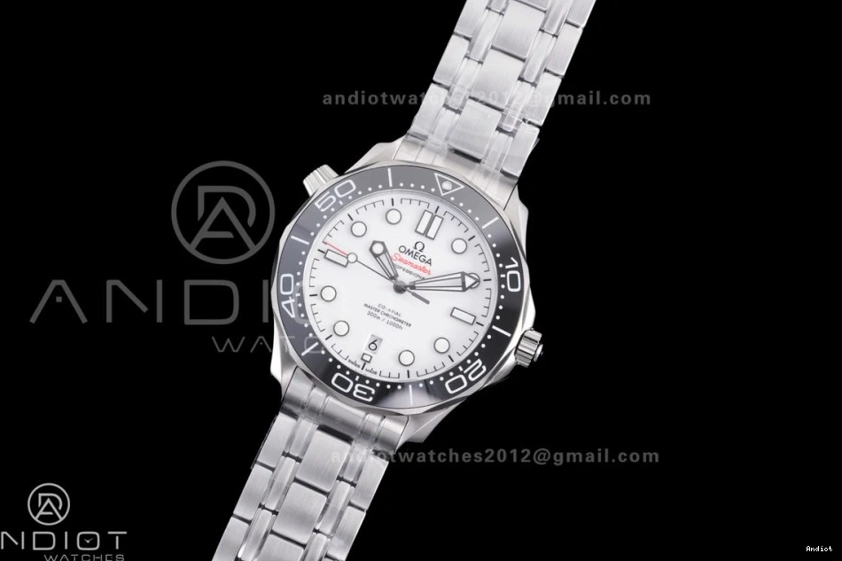 SS Super Edition 1:1 On 8806 Asian Black Bracelet Ceramic White Seamaster Dial 300M Best Clone V4 VSF Diver Bezel 1229